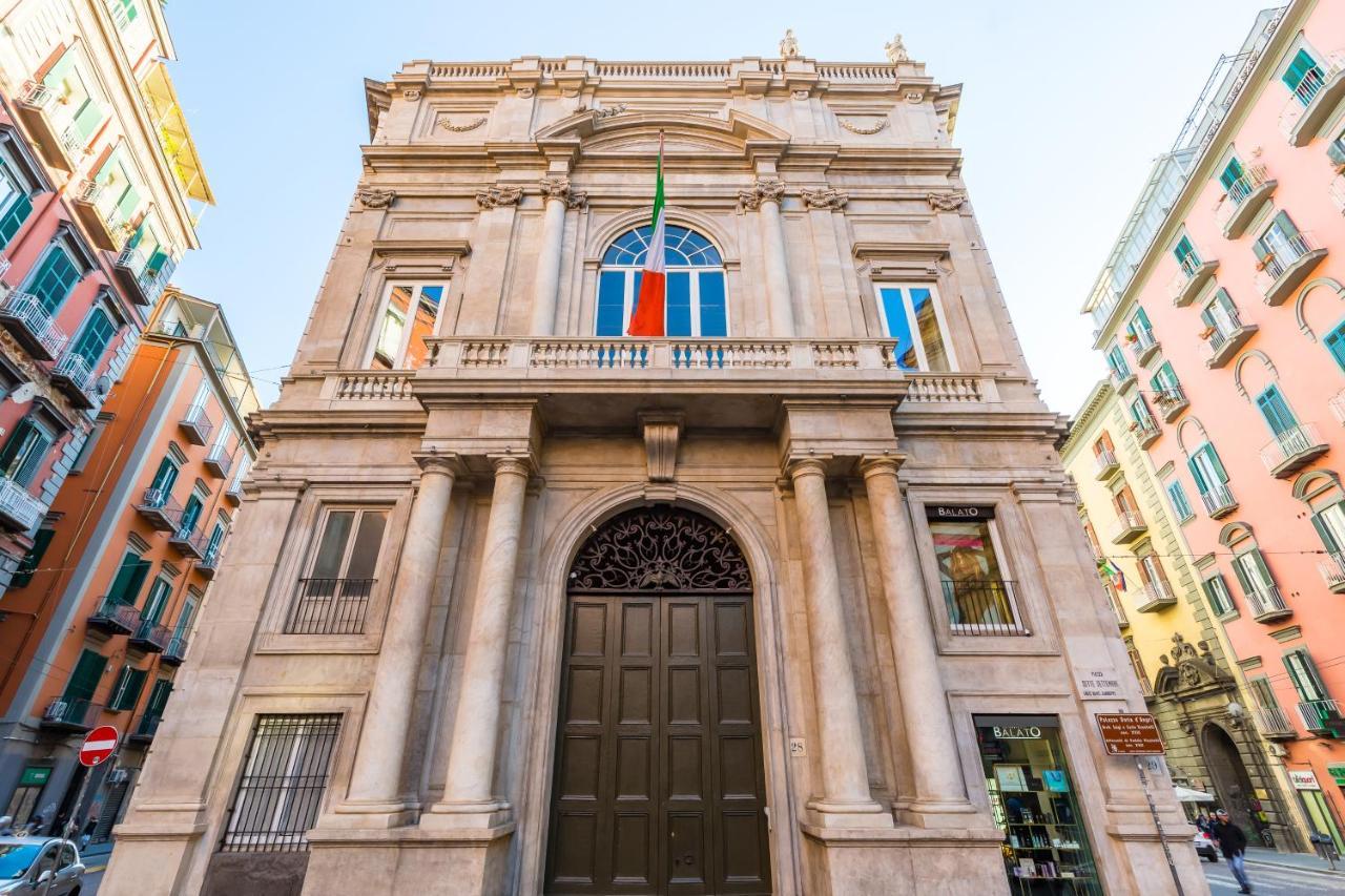 那不勒斯Dimora Doria D'Angri住宿加早餐旅馆 外观 照片